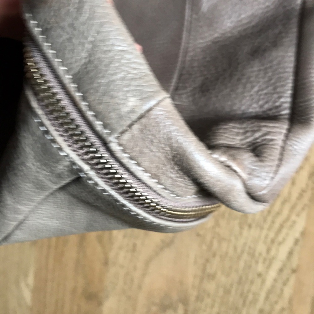 Hobo Shoulder Bag - Picture 7 of 8